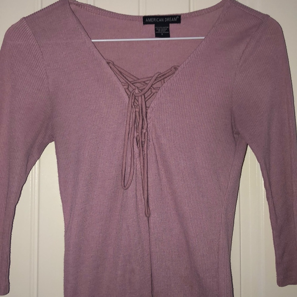 pink shirt